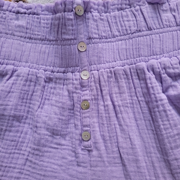 SOLD! Lavender Cotton Shorts 💜 - Picture 5 of 10